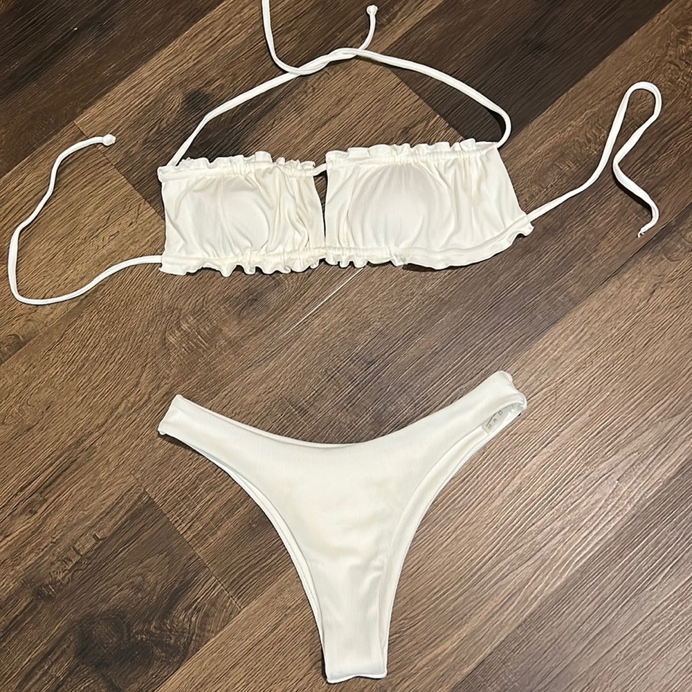 Zaful, Two- piece bikini, white, size 6